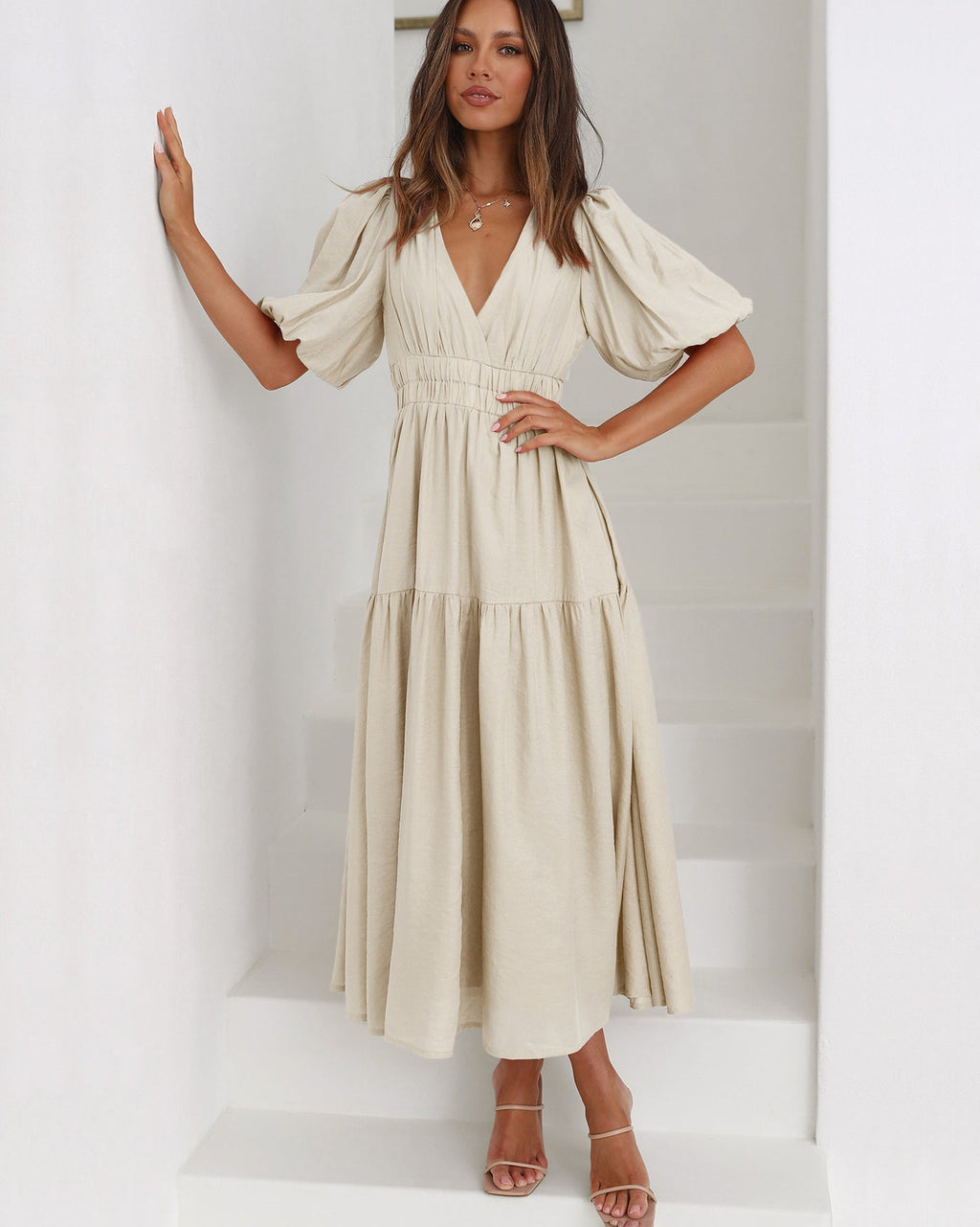 Abito Maxi Estivo Donna a Maniche a Sbuffo – Stile Elegante con Scollo a V