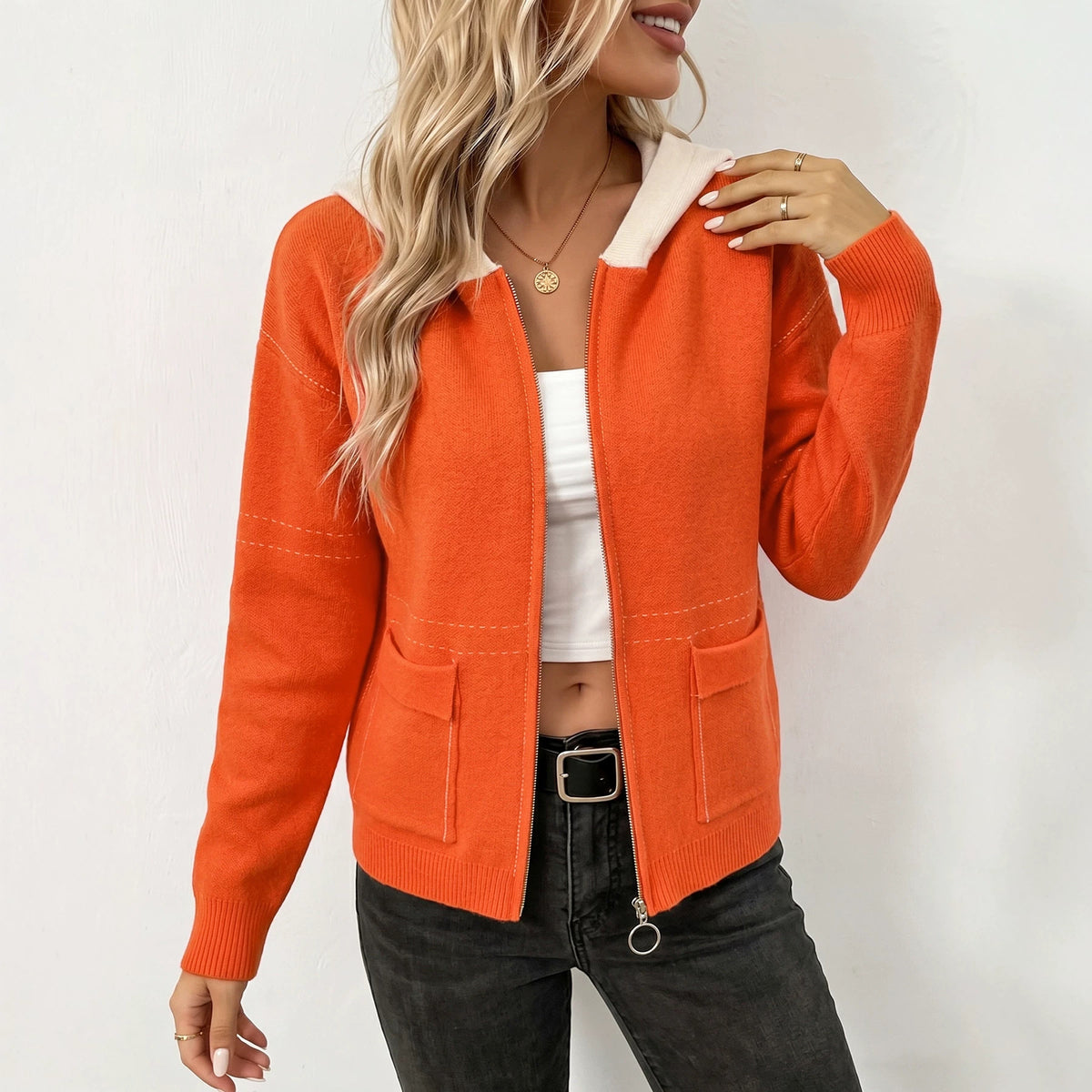 Gilet femme zippé à capuche - Doux et sportif