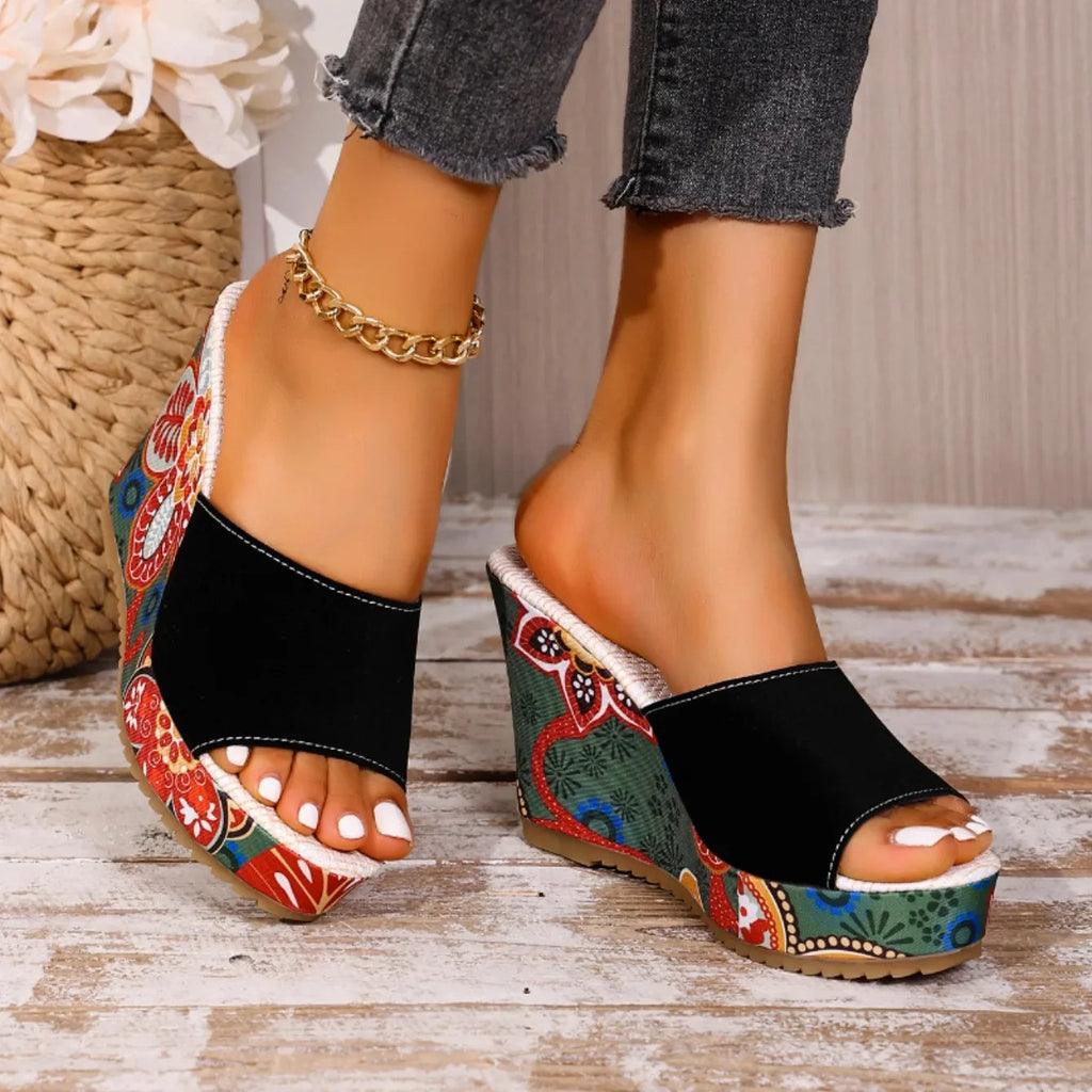 Sandali Donna Boheme con Zeppa in Velluto – Stile Elegante e Confortevole Estivo