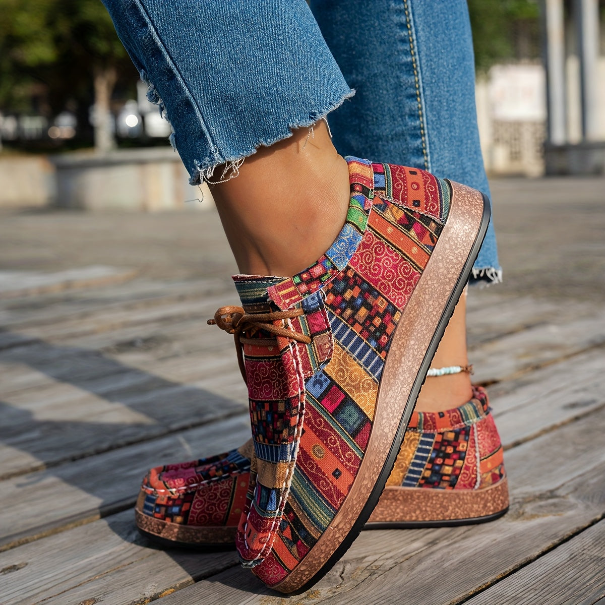 Sneakers Comode con Patchwork Vivace – Calzature Eleganti per Tutti i Giorni