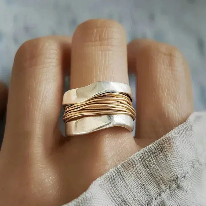 Anello Donna Argento con Fili Oro – Stile Elegante Materico e Raffinato.