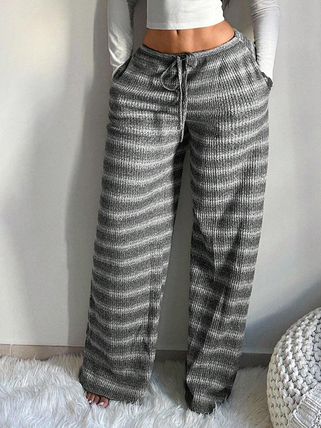 Pantalon femme rayé et ample - Fluide et confortable