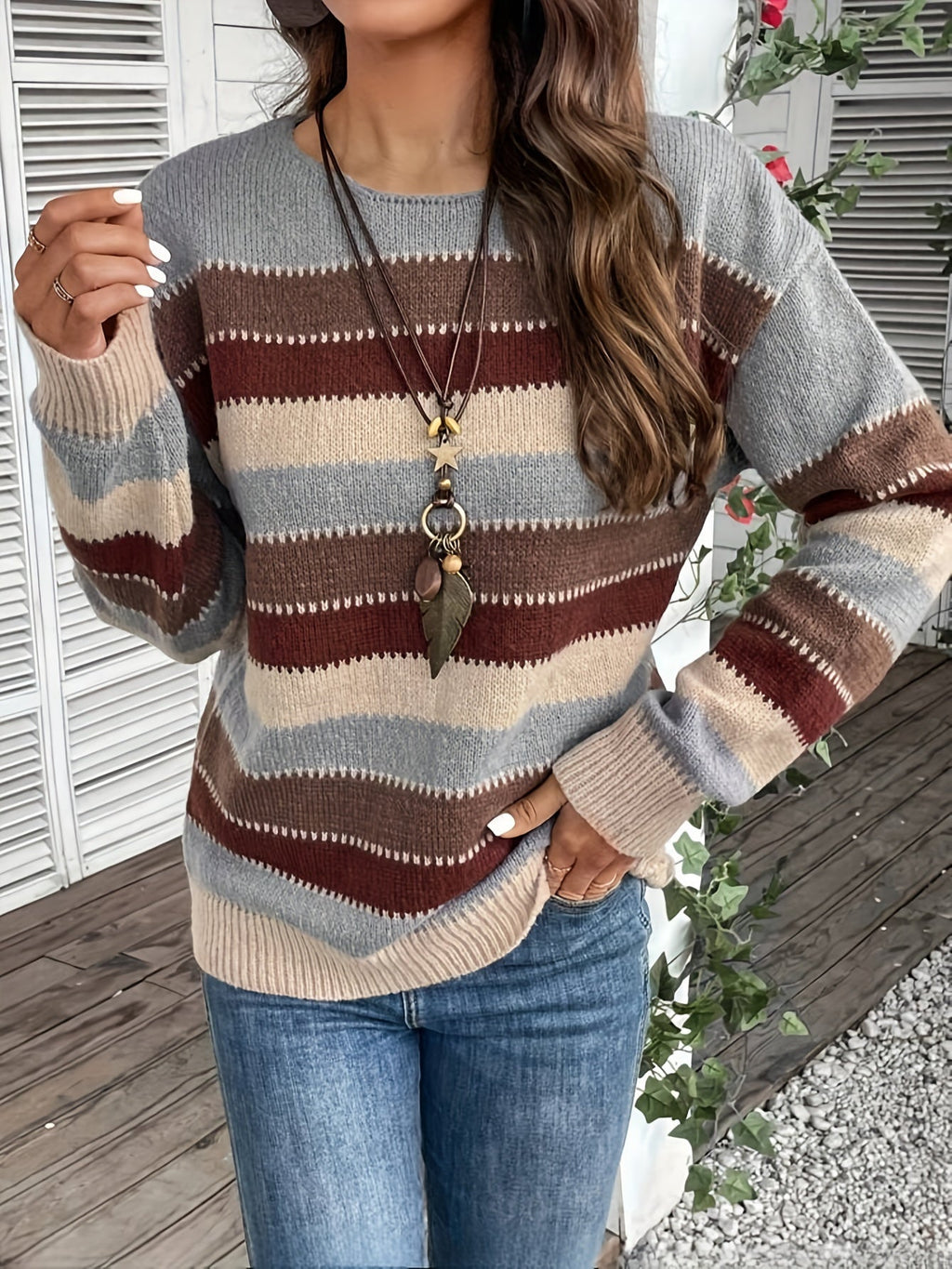 Women's striped crew-neck sweater - Soft and comfortable