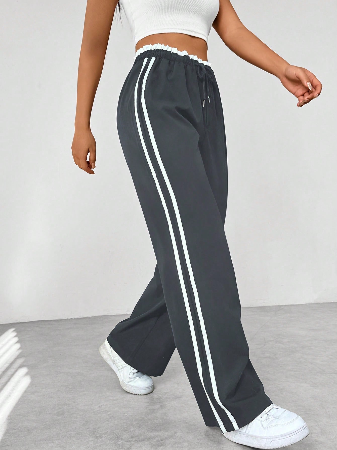 Pantaloni sportivi alla moda a gamba larga donna