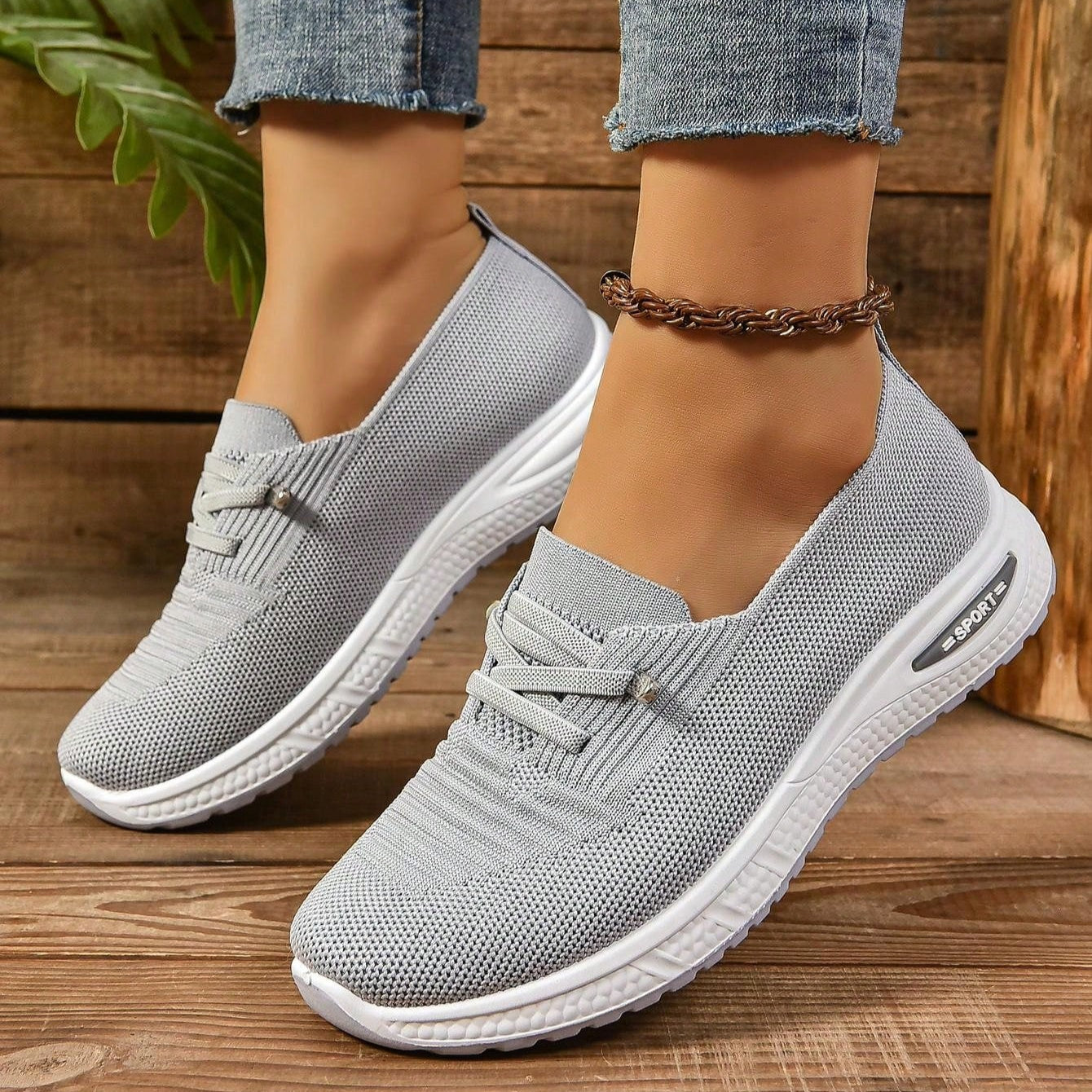 Sneakers Ortopediche Donna Slip-On con Punta Ampia – Comfort Quotidiano