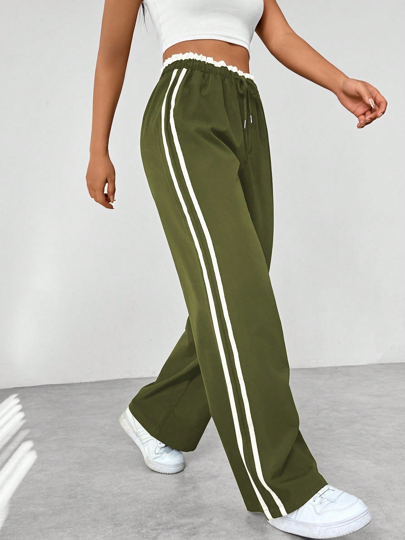Pantaloni sportivi alla moda a gamba larga donna