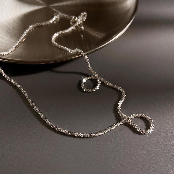 Set di collane in argento di lusso