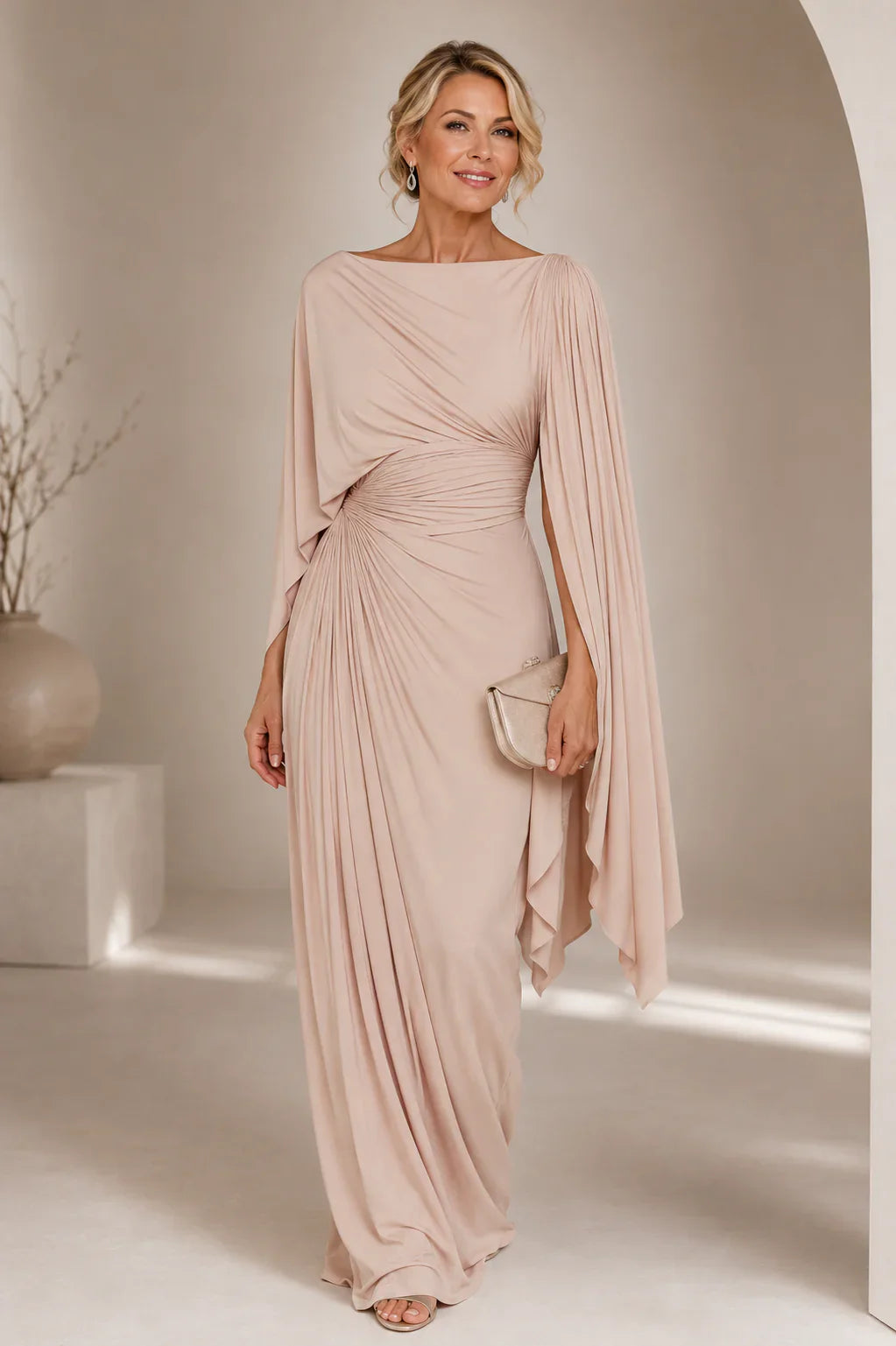 Abito lungo da donna plissettato - Fluido ed elegante
