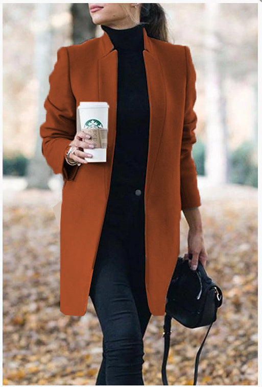 Cappotto semplice ed elegante da donna