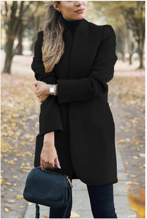 Cappotto semplice ed elegante da donna