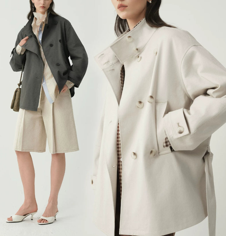 Giacca Donna Doppiopetto con Collo Alto – Stile Sartoriale Elegante Petite