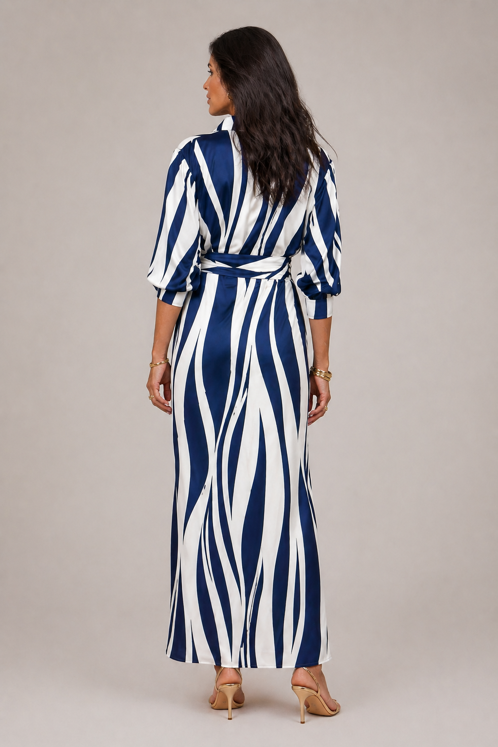 Abito maxi da donna fluido con scollo a V - Leggero e valorizzante