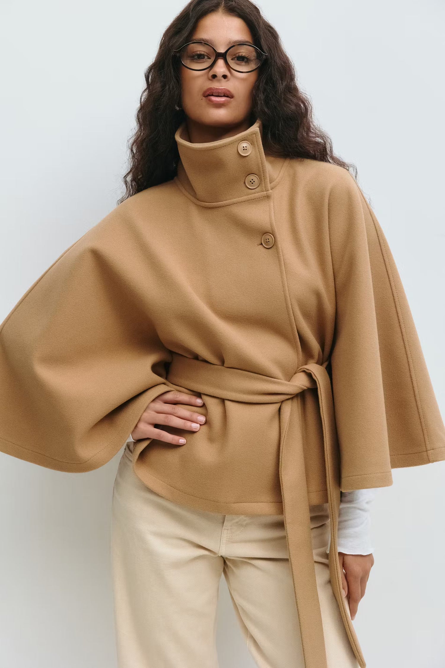 Elegante cappotto a mantella con collo alto per donna – Elegante cappotto con cintura