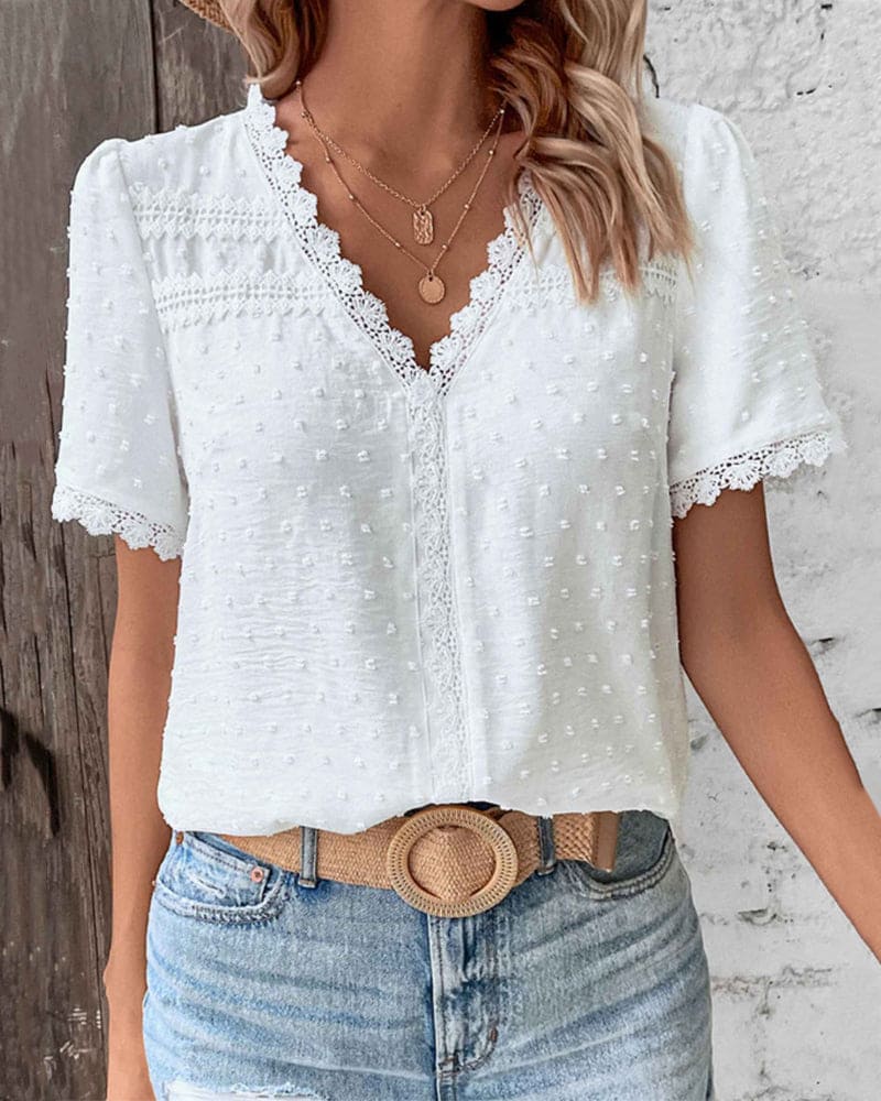 Camicetta donna in pizzo a maniche corte - Chic e leggera