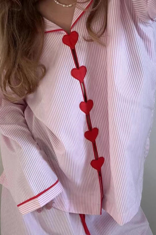 Pigiama da donna due pezzi con cuori - Morbido e confortevole