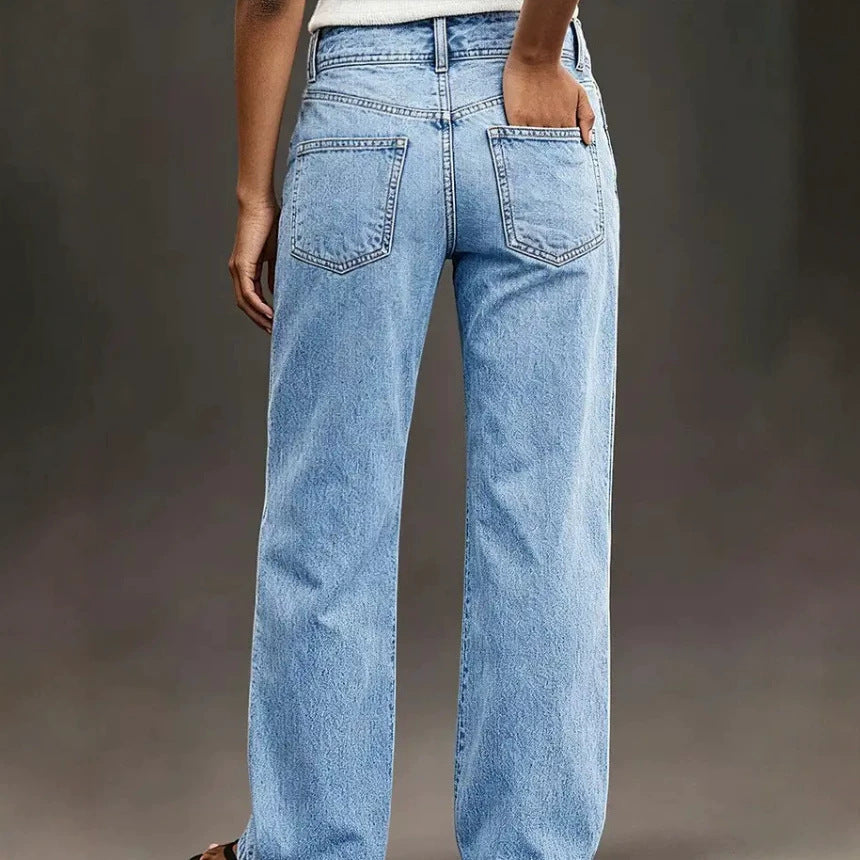 Jean femme à jambe large, délavage clair - Moderne et confortable