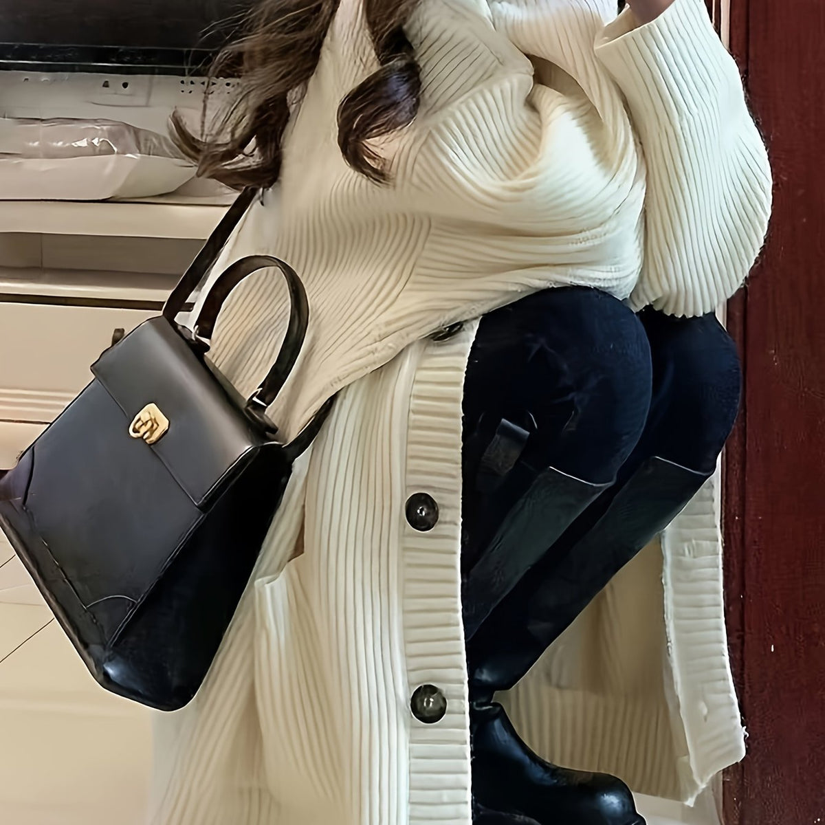 Cardigan relax donna con bottoni e tasche - Morbido e versatile