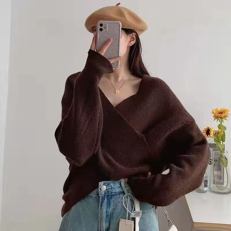 Maglione donna incrociato collo V spalle scoperte - Morbido e moderno