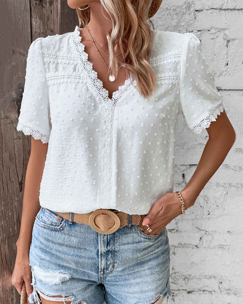 Camicetta donna in pizzo a maniche corte - Chic e leggera
