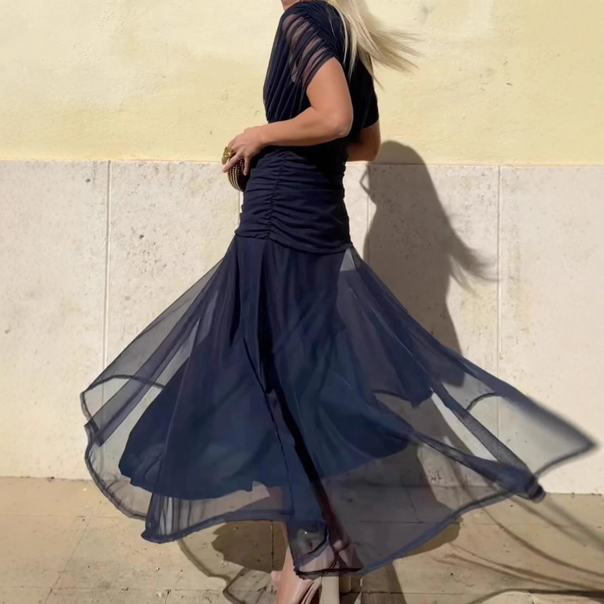 Rebeca Abito Elegante Donna – Stile Serale con Maniche Trasparenti