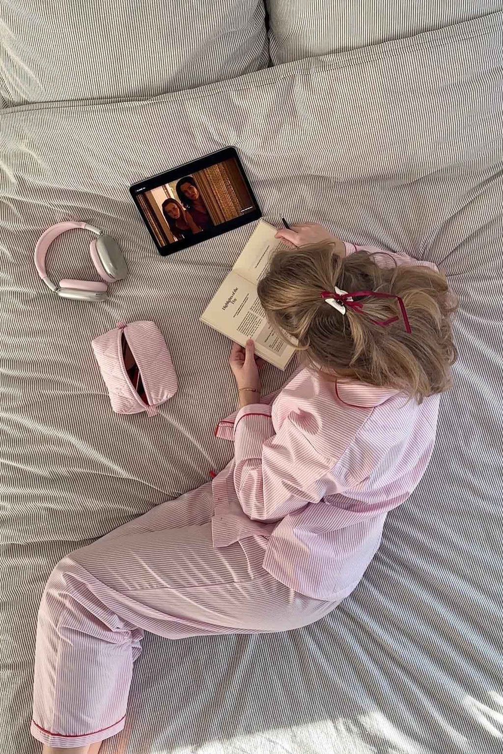 Pigiama da donna due pezzi con cuori - Morbido e confortevole