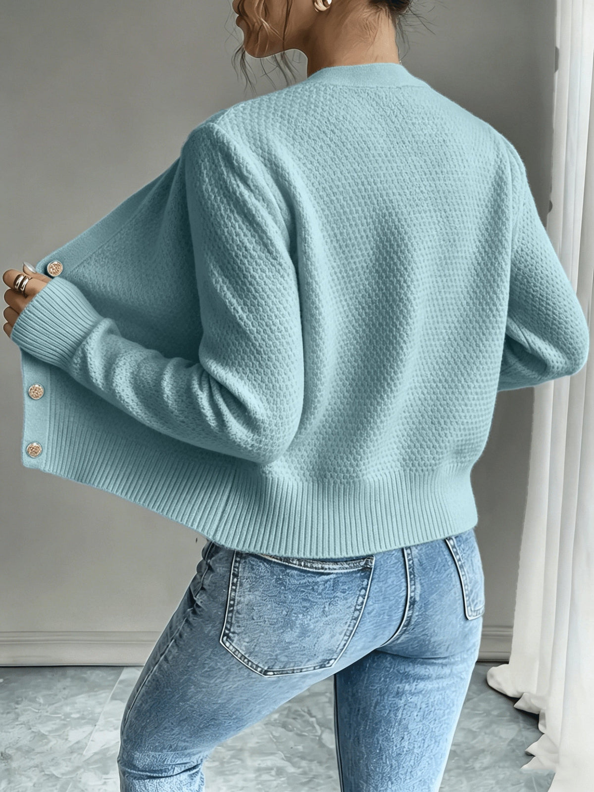 Cardigan donna a trecce con bottoni - Elegante e morbido