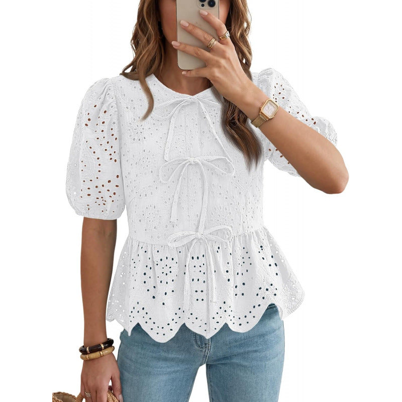 Top da donna con volant, maniche a sbuffo e cintura - Elegante e femminile