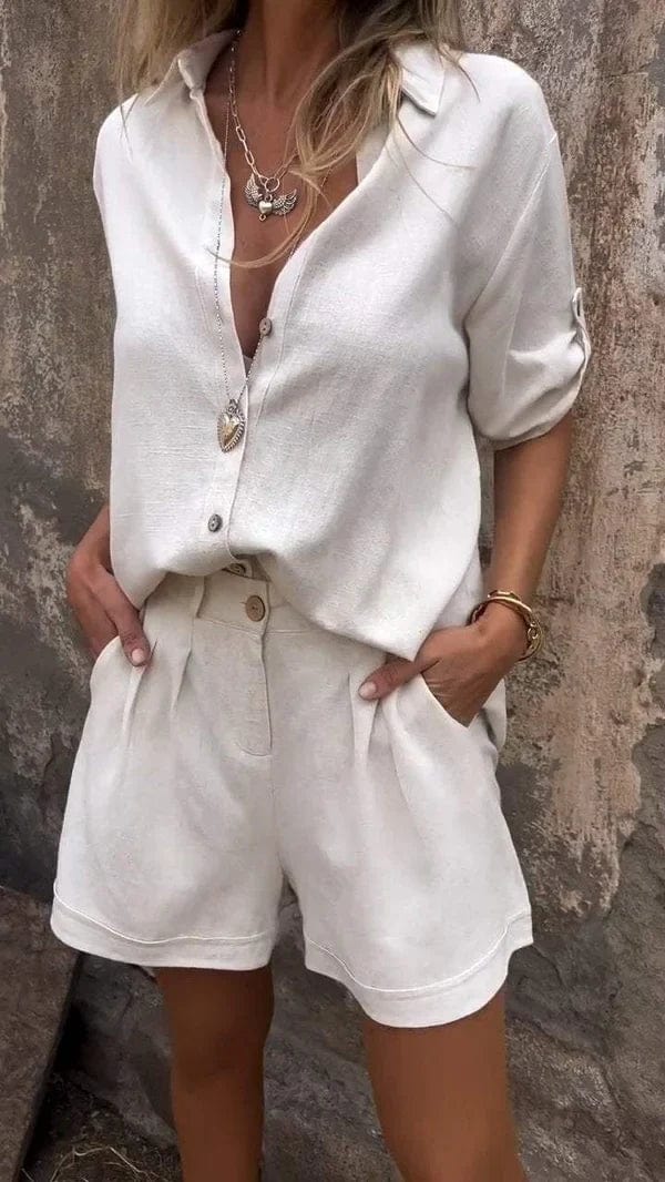 Completo casual da donna con camicia e pantaloncini - Completo estivo leggero ed elegante