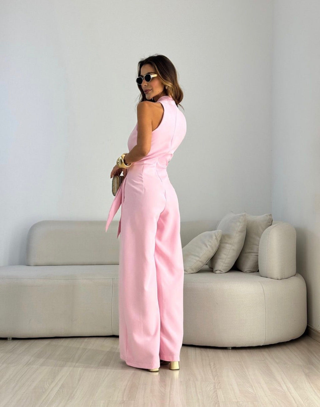 Tuta da donna senza maniche con schiena scoperta - Fluida ed elegante