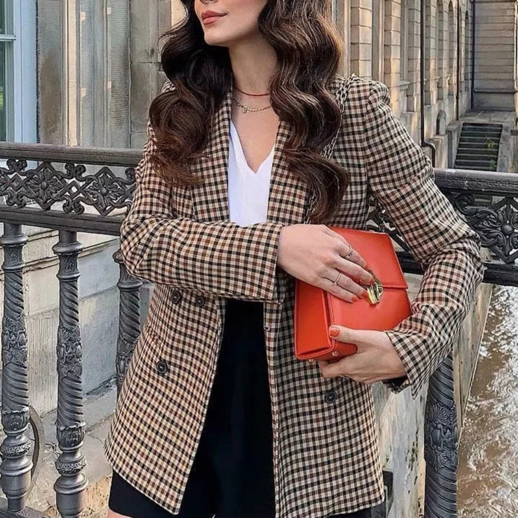 Blazer til kvinder med lange ærmer – Chic og moderne