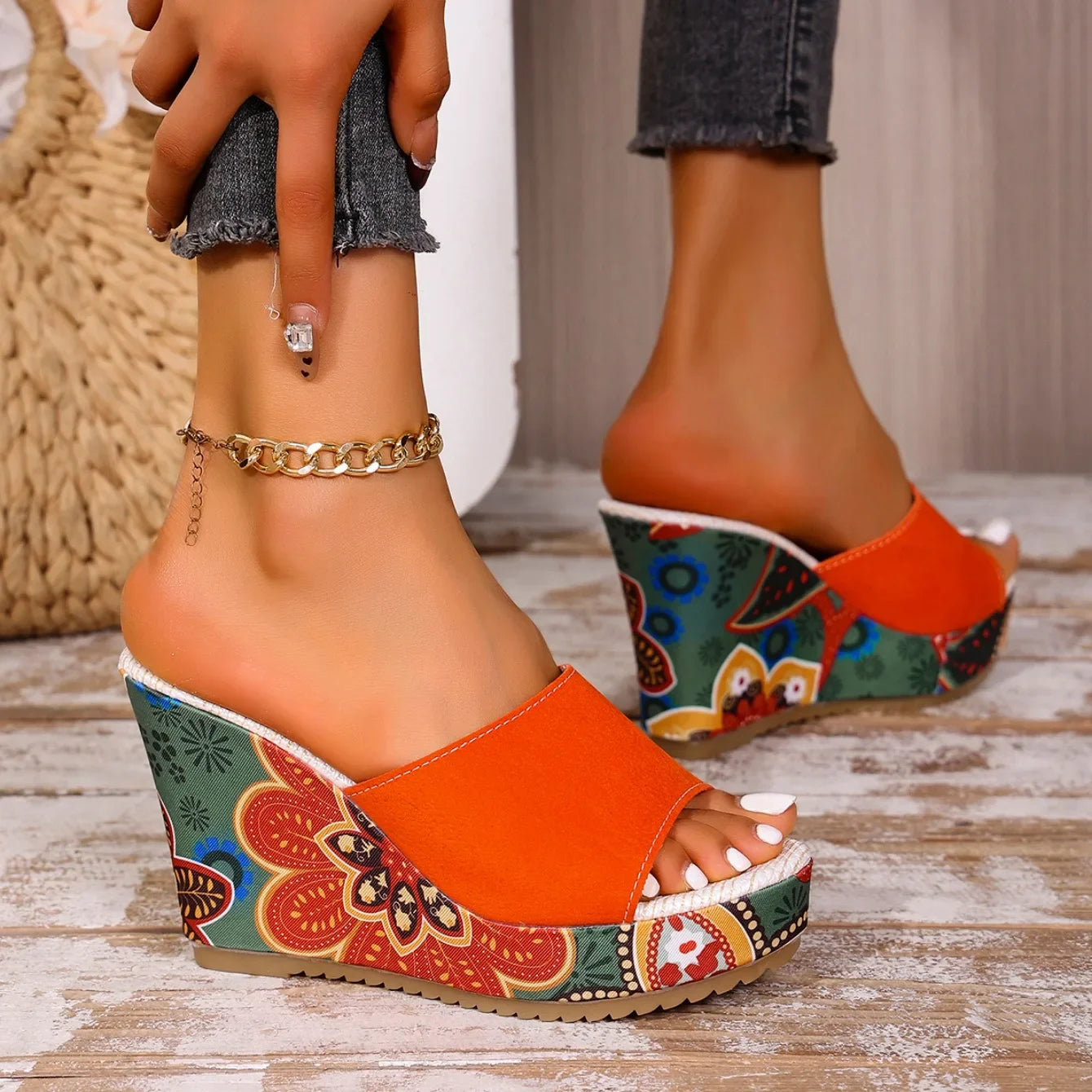 Sandali Donna Boheme con Zeppa in Velluto – Stile Elegante e Confortevole Estivo