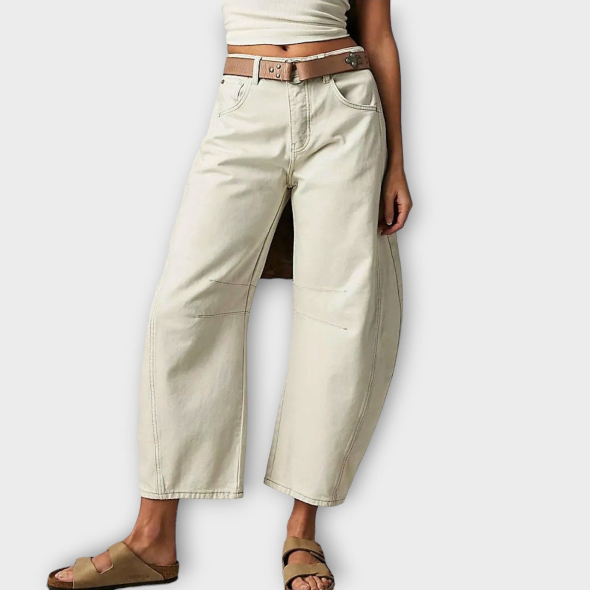 Jeans classici a gamba larga da donna