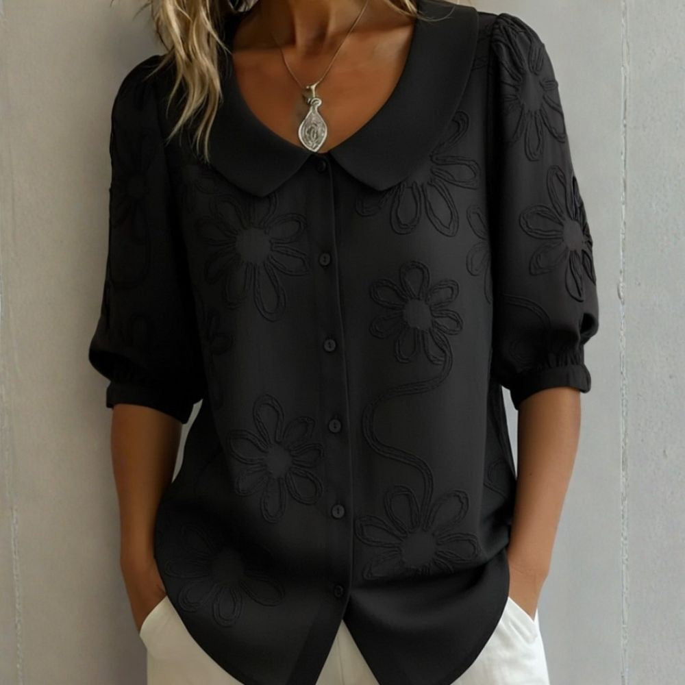 Camicetta elegante da donna con colletto arrotondato e dettagli floreali - Delicata e raffinata