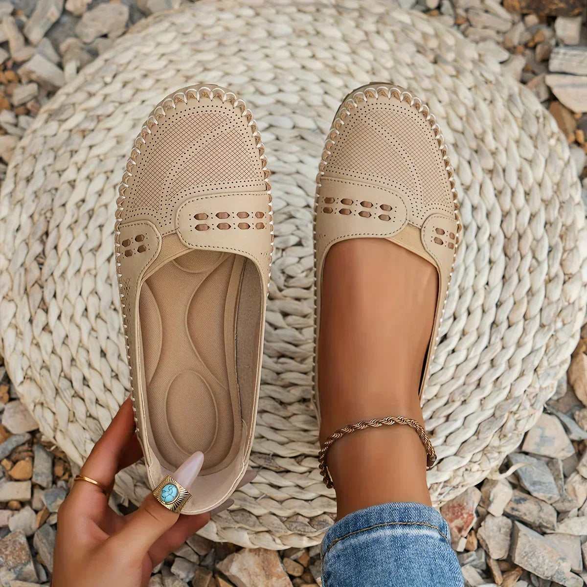 Scarpe ortopediche da donna – comode, eleganti e di supporto, perfette per camminare