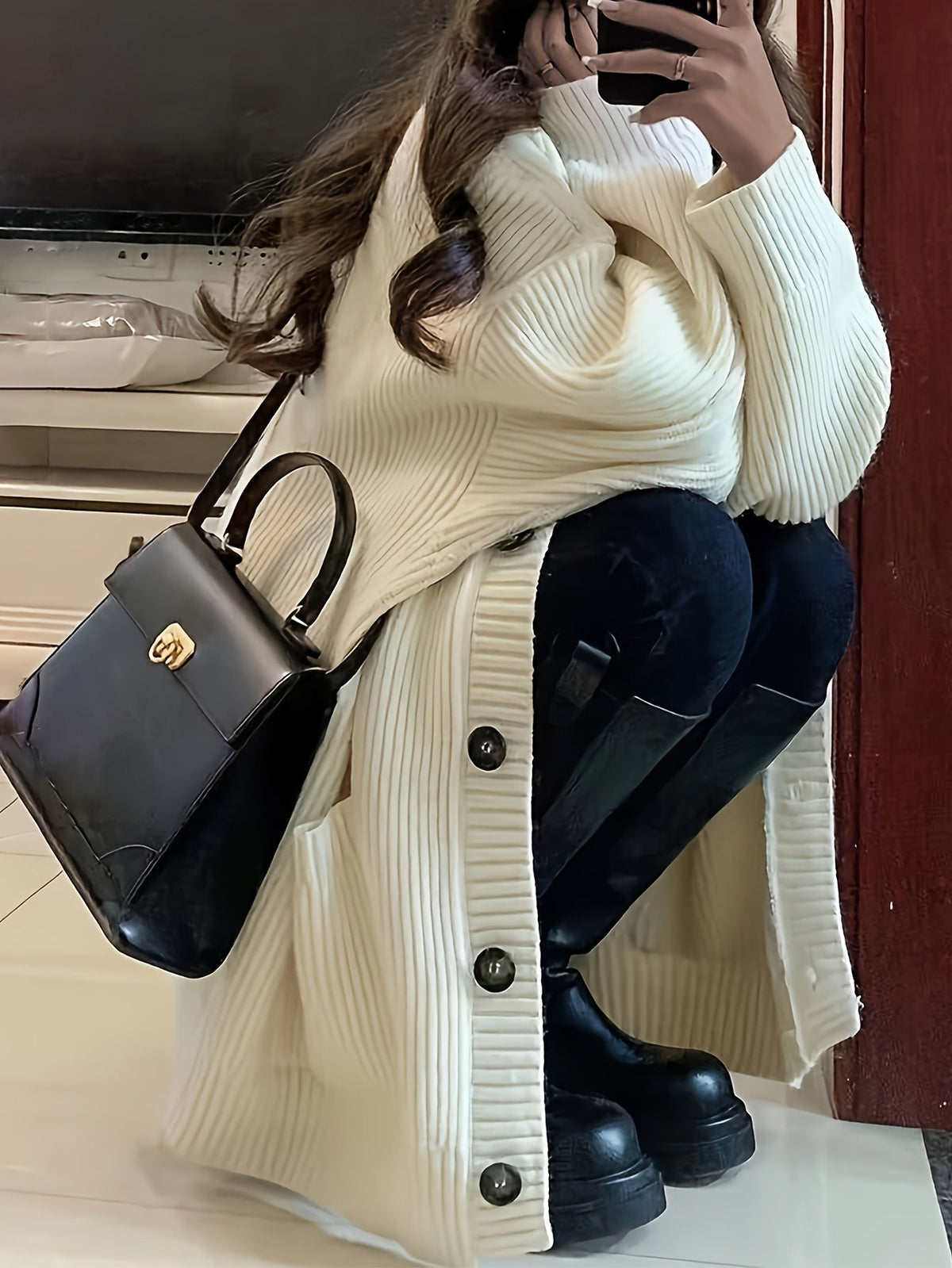 Cardigan relax donna con bottoni e tasche - Morbido e versatile