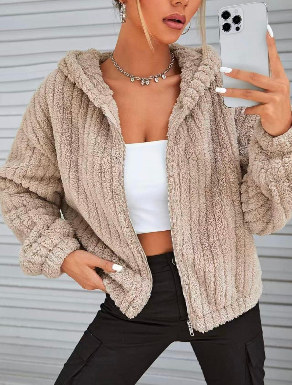 Gilet femme en peluche avec fermeture éclair et capuche - Chaud et douillet