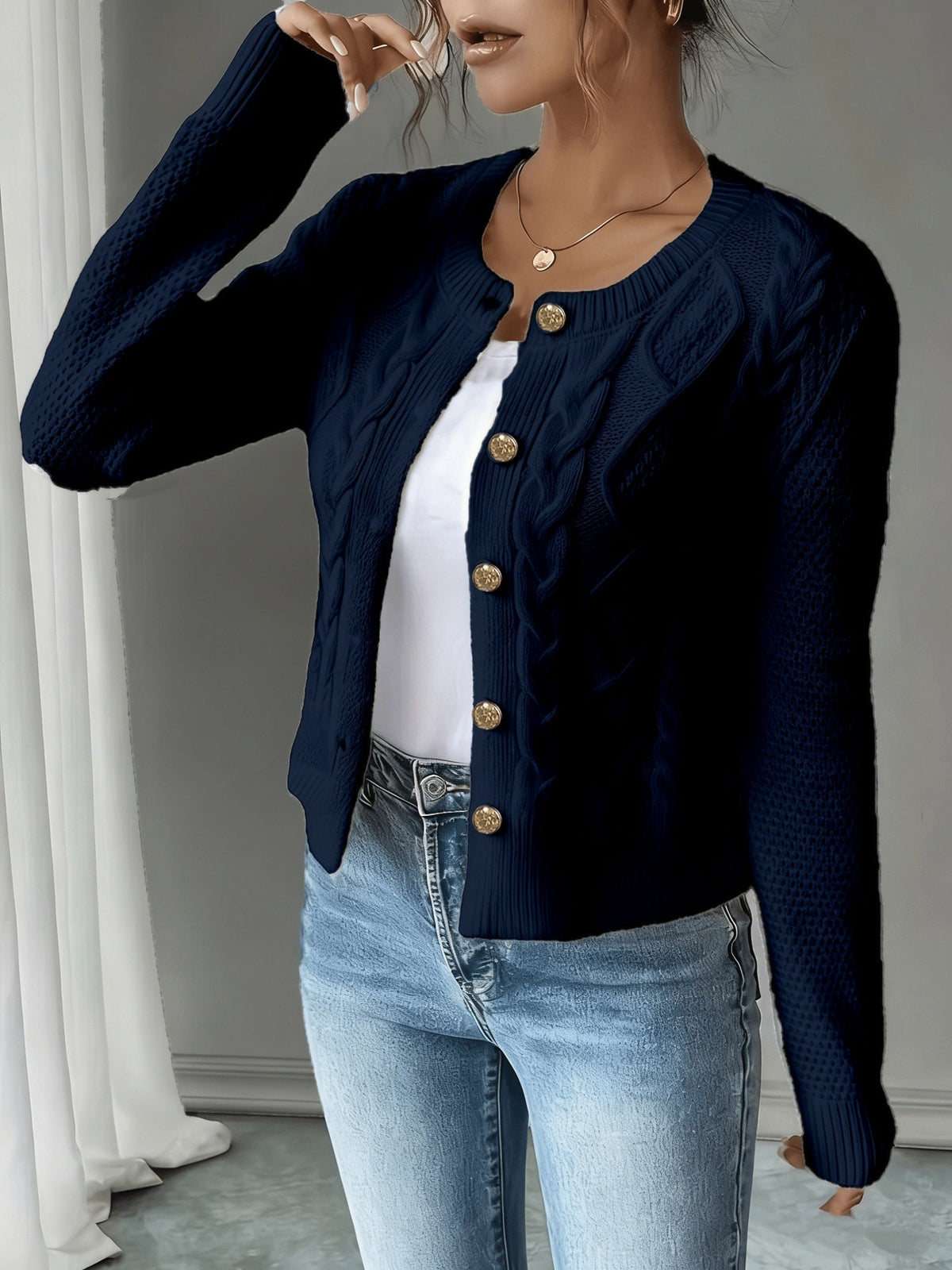 Cardigan donna a trecce con bottoni - Elegante e morbido