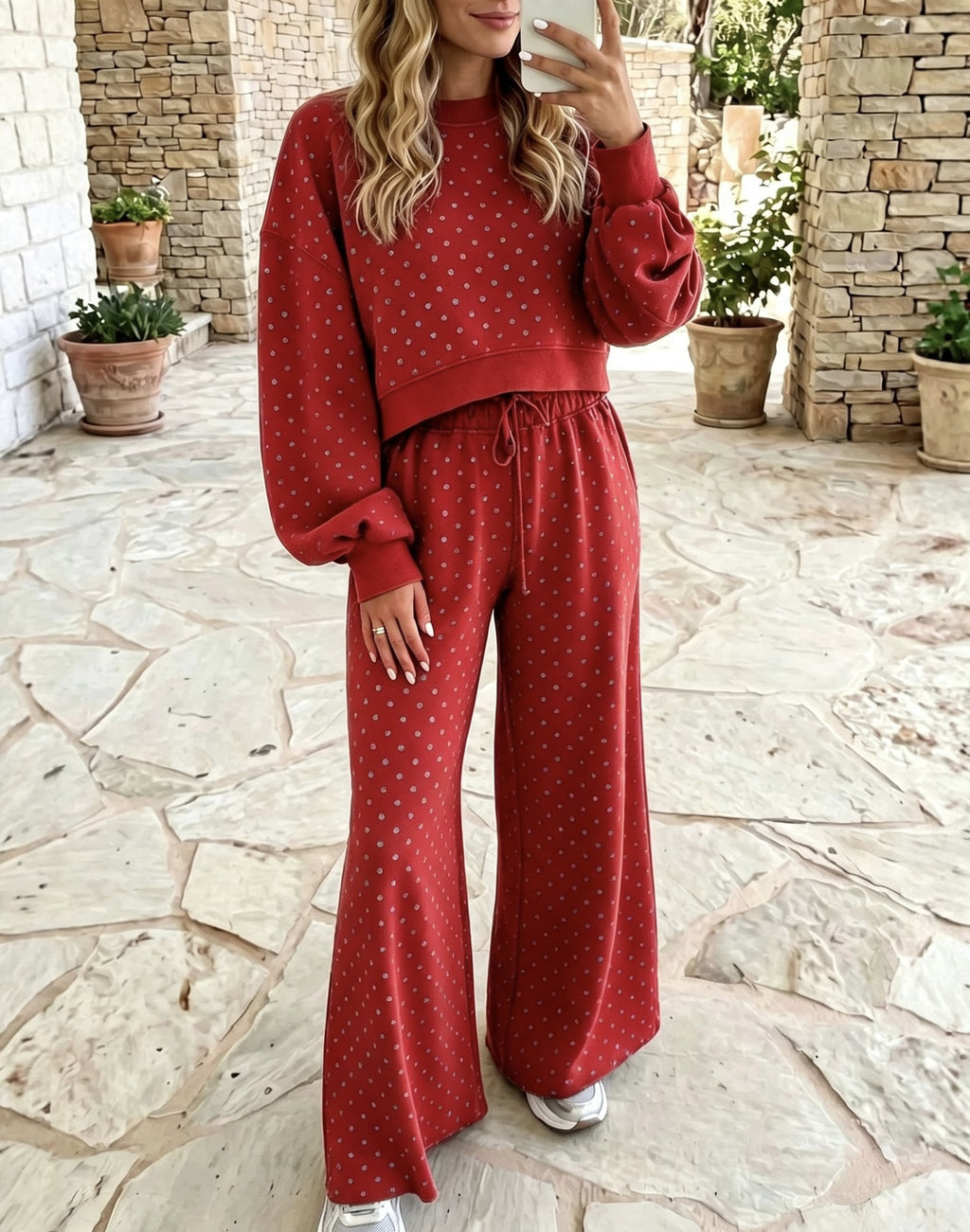 Women's high-waisted polka-dot pants set - Flowy and casual