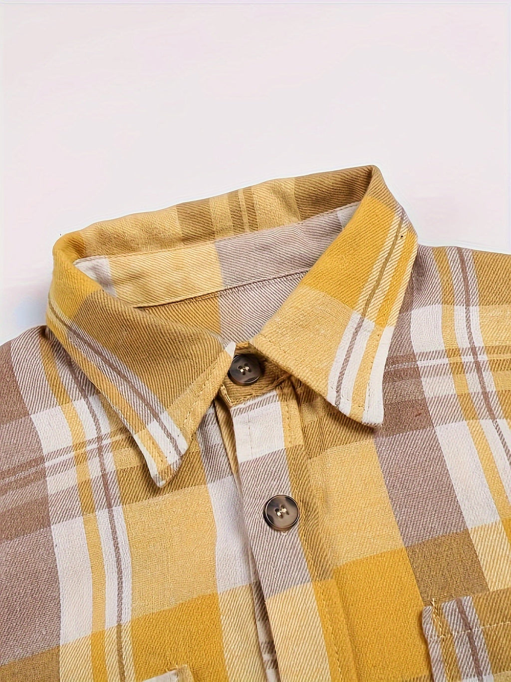 Camisa de mujer de verano con mangas largas: estilo ligero, elegante y fluido.