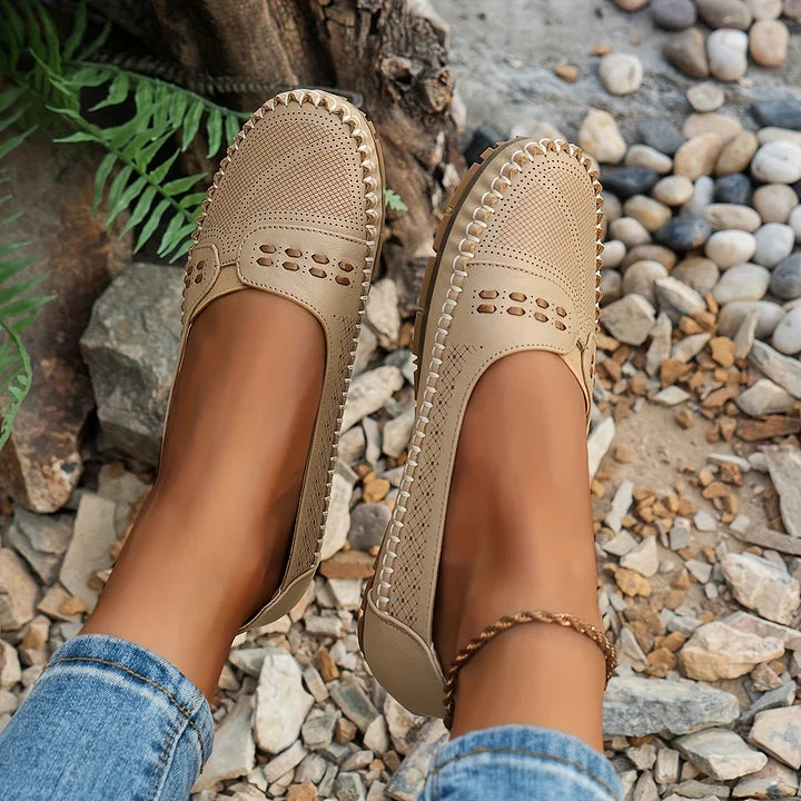 Scarpe ortopediche da donna – comode, eleganti e di supporto, perfette per camminare