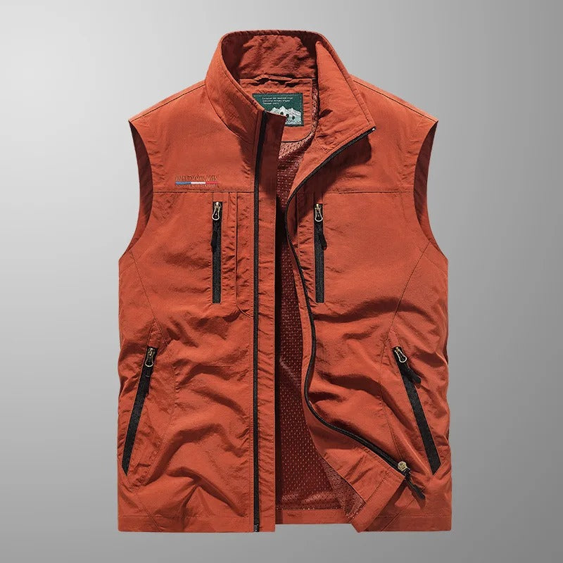 Gilet uomo con zip e collo alto - Pratico e versatile