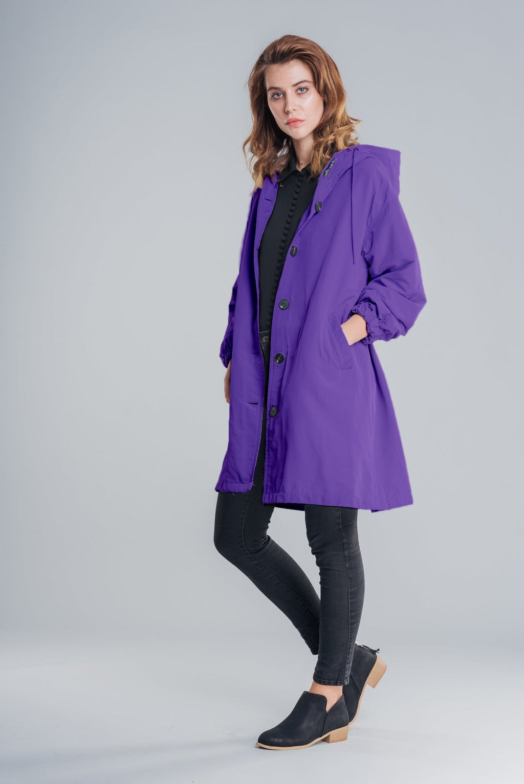 Giacca impermeabile oversize con cappuccio da donna | Perfetta per le attività all'aperto