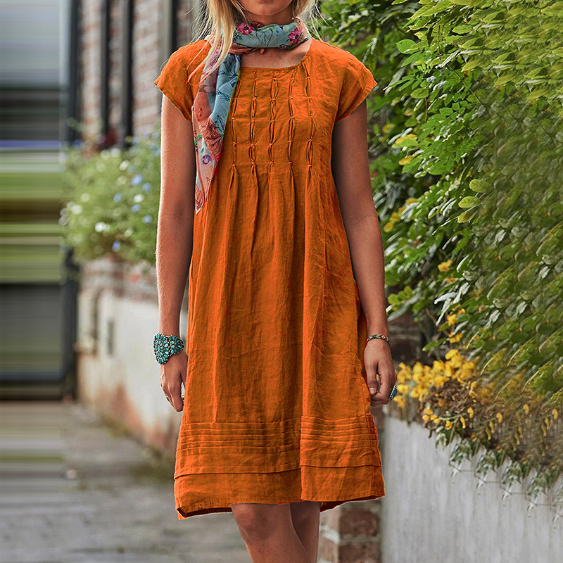 Loose short-sleeve dress for women
