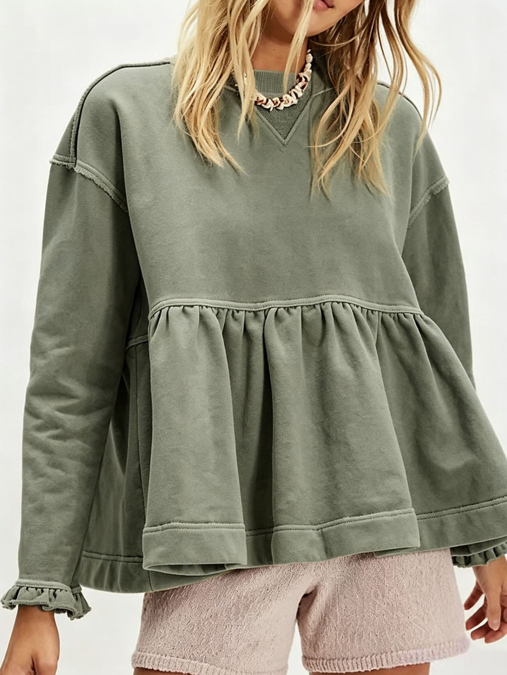 Flydende bluse til kvinder - Enkel og elegant