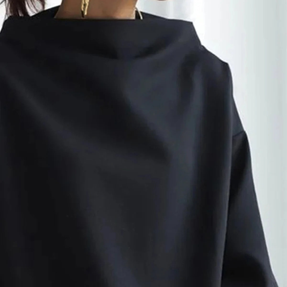 Maglione elegante da donna con collo alto - Vestibilità casual nero maniche lunghe