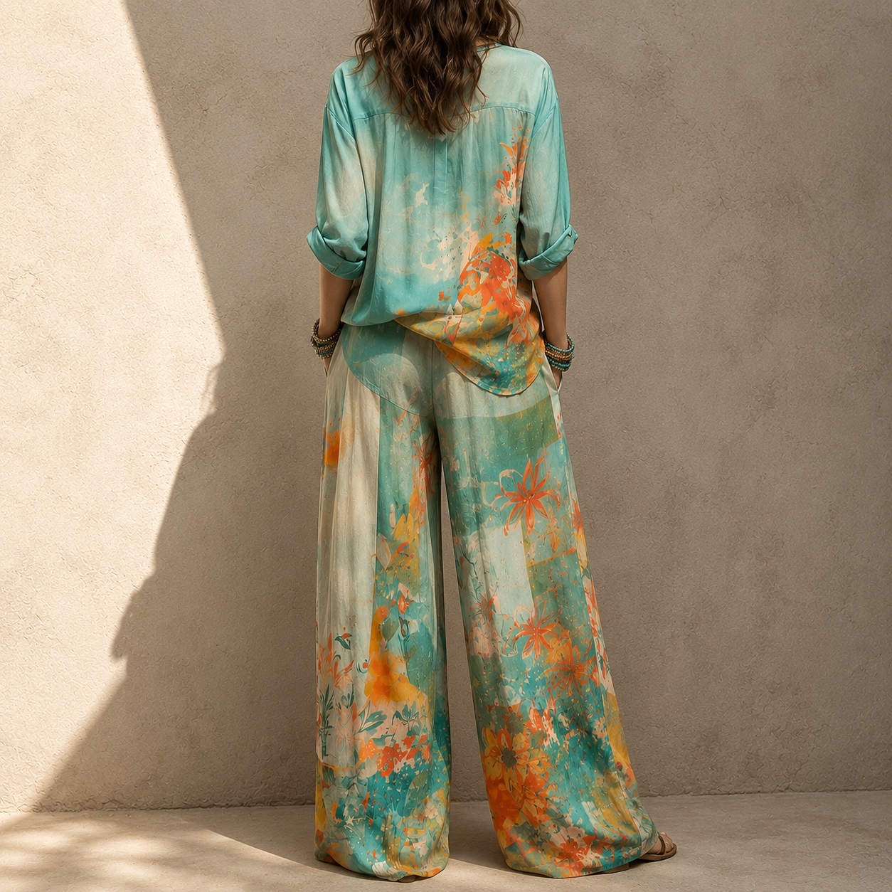 Set elegante da donna con stampa floreale e pantalone ampio - Raffinato e fluido