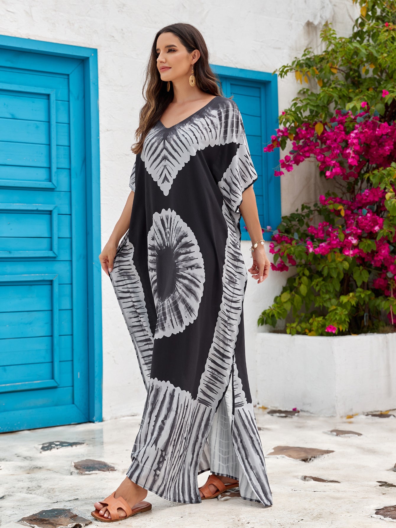 Abito lungo stampato donna con scollo a V - Leggero ed estivo