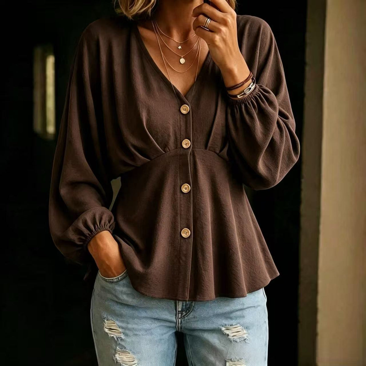 Women's draped lantern-sleeve shirt - Fluid and versatile
