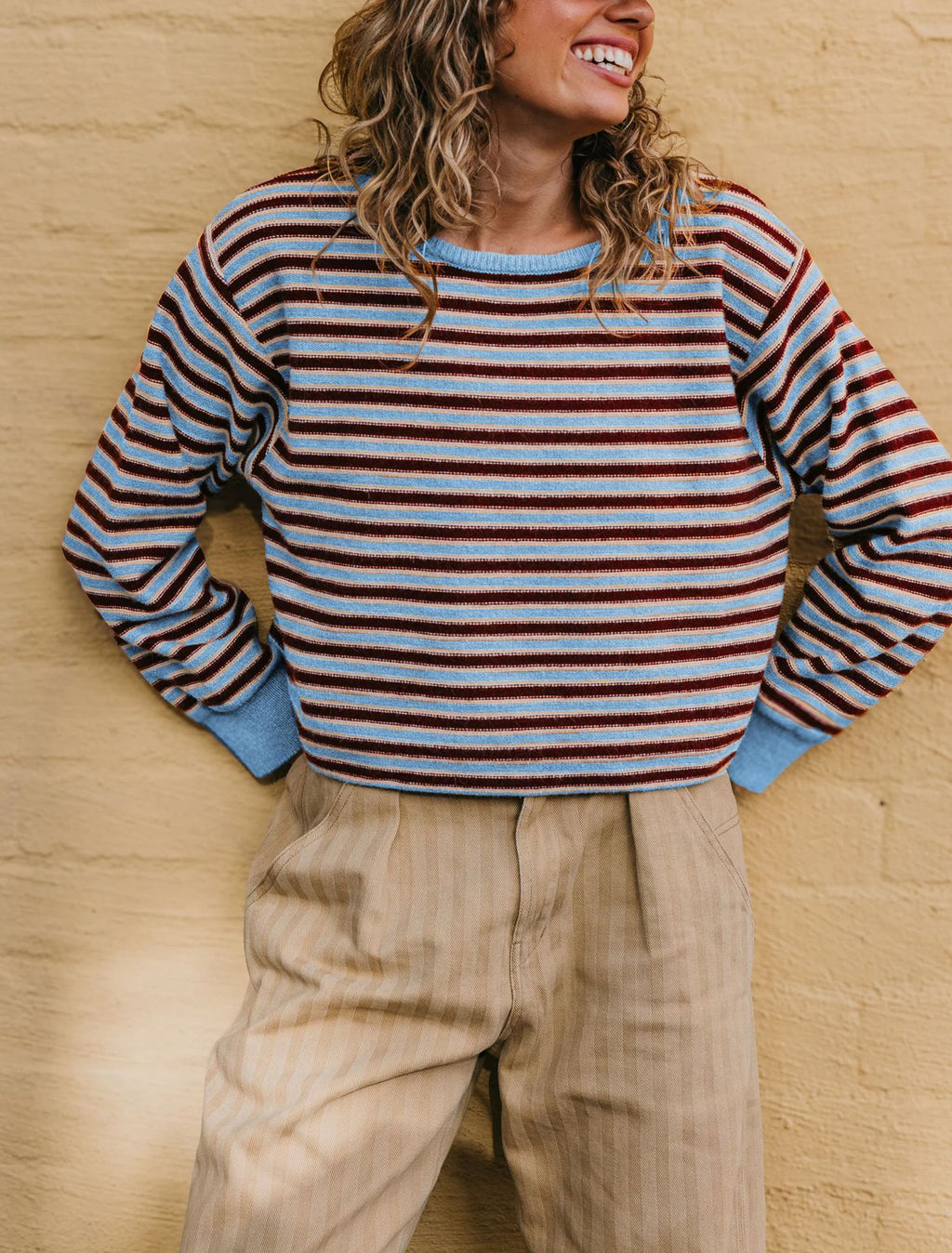 Pull femme rayé à blocs de couleurs en maille - Doux et moderne