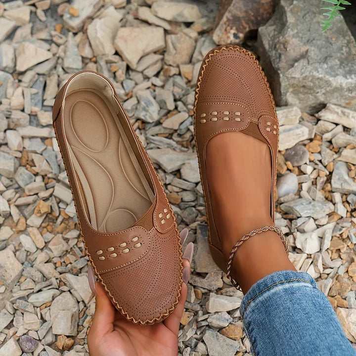 Scarpe ortopediche da donna – comode, eleganti e di supporto, perfette per camminare